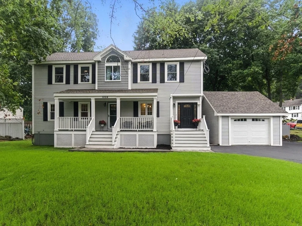 Unit for sale at 1004 Summer St, Lynnfield, MA 01940