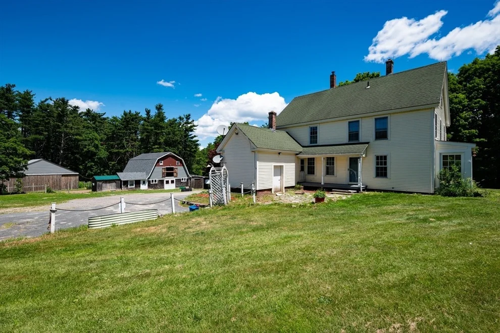 Unit for sale at 38 Blueberry Hill Rd, New Salem, MA 01355