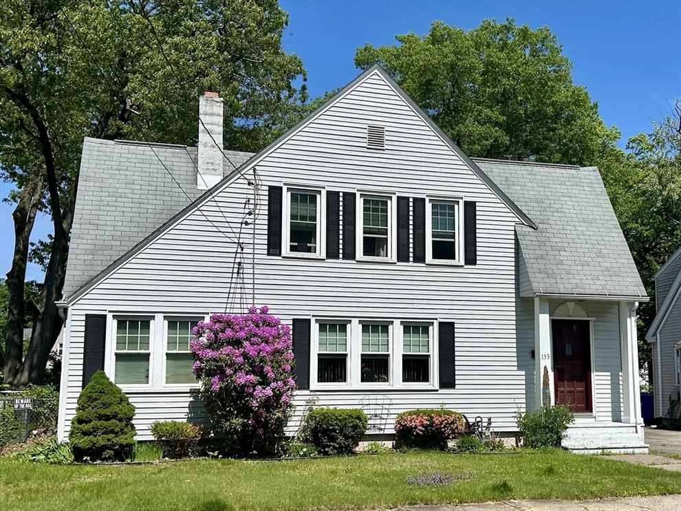 Unit for sale at 153 Carver St, Springfield, MA 01108