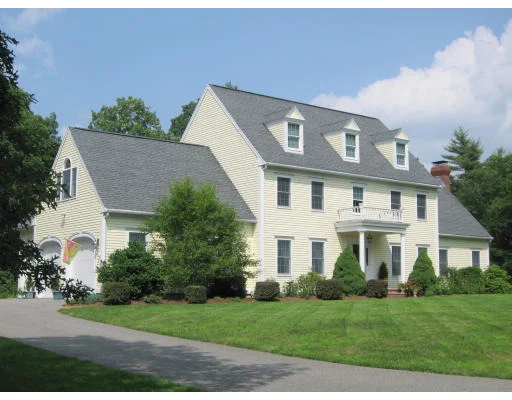 Unit for sale at 80 Townsend Farm Rd, Boxford, MA 01921