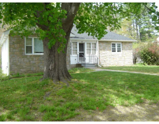 Unit for sale at 10 Driftway, Hopedale, MA 01747