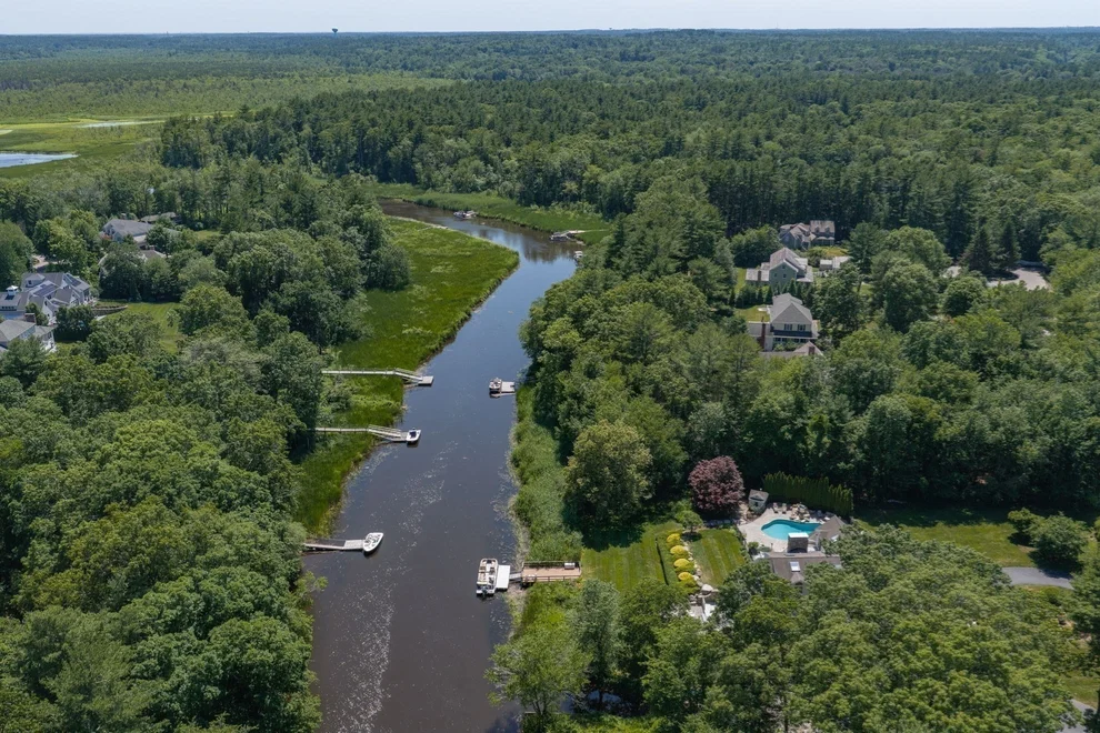 Unit for sale at 112 River Rd, Hanover, MA 02339