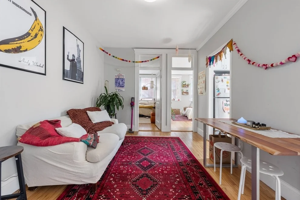 Unit for sale at 282 Newbury, Boston, MA 02116