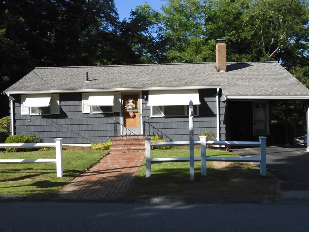 Unit for sale at 91 Gile St, Haverhill, MA 01830