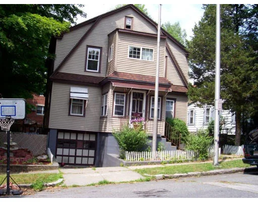 Unit for sale at 20 Bridgeport St, Worcester, MA 01604