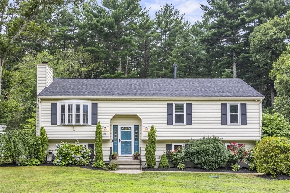 Unit for sale at 148 Rachel Dr, Taunton, MA 02780