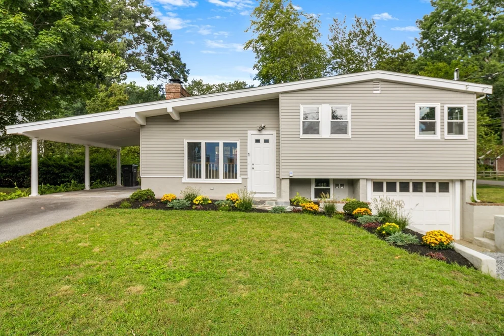 Unit for sale at 1 Fern St, Natick, MA 01760