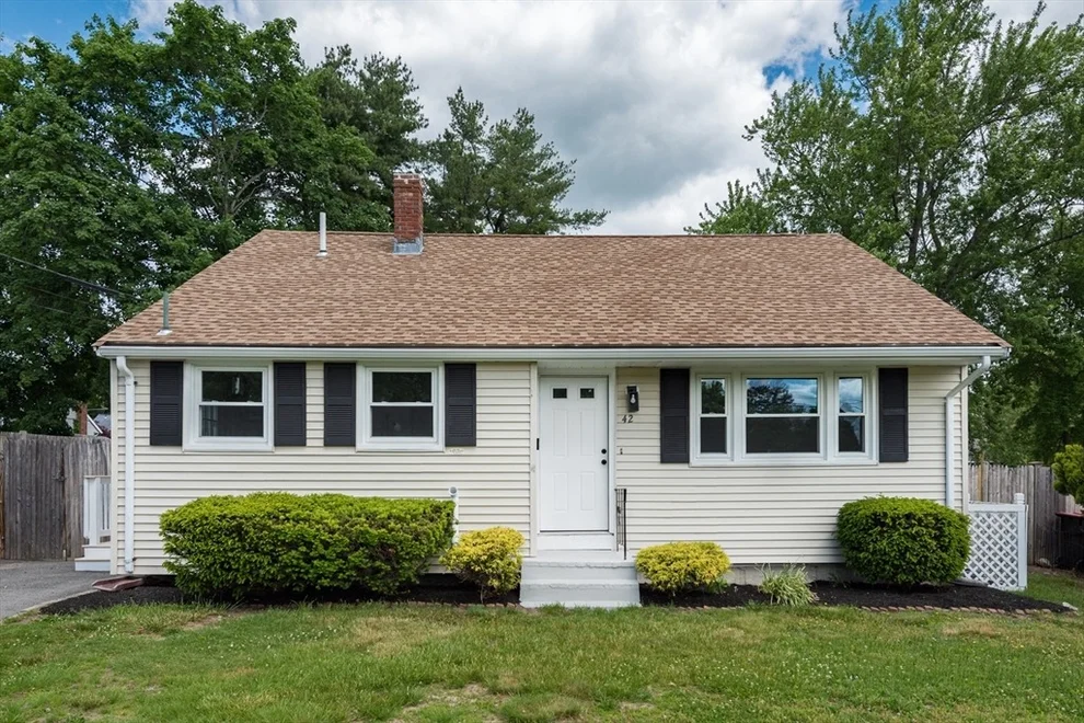 Unit for sale at 42 Pratt St, Brockton, MA 02302
