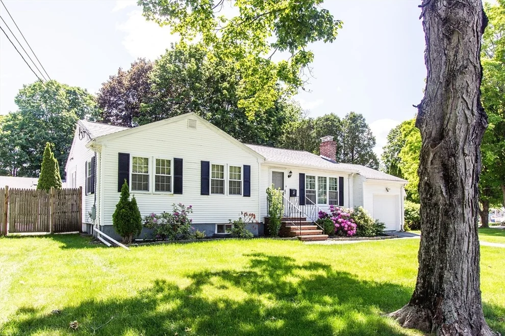 Unit for sale at 22 Bradford Road, Hamilton, MA 01982