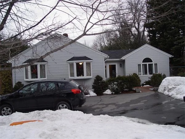 Unit for sale at 304 West Street, Lunenburg, MA 01462