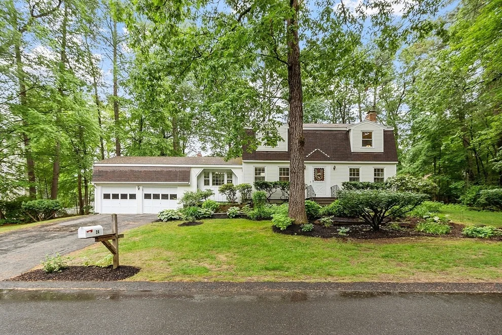 Unit for sale at 24 Squirrel Hill Rd, Acton, MA 01720