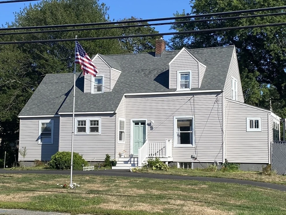 Unit for sale at 90 Lowell Ave, Haverhill, MA 01832