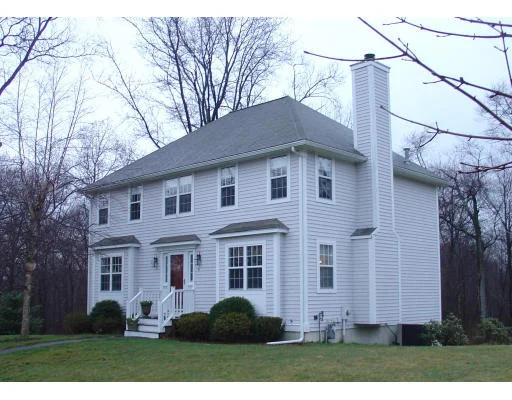 Unit for sale at 41 Hawthorne Pl, North Andover, MA 01845