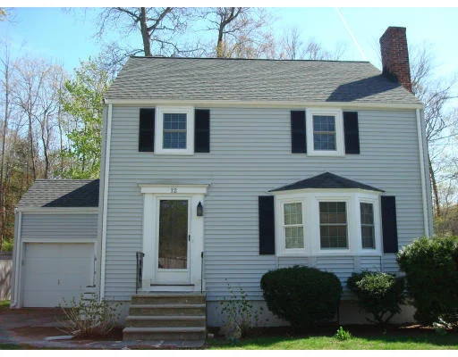 Unit for sale at 12 Avalon Rd, Stoneham, MA 02180
