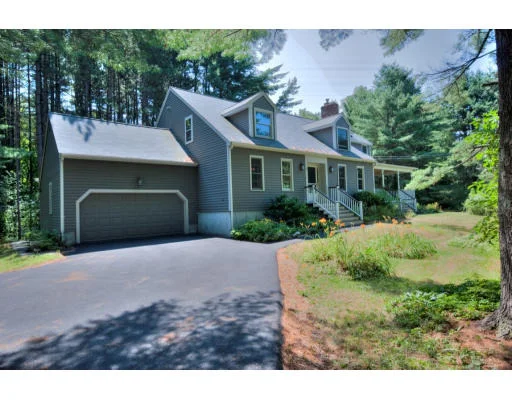 Unit for sale at 2 Seneca Ct, Acton, MA 01720