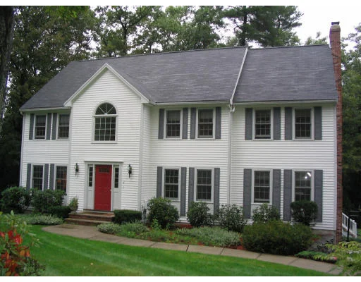 Unit for sale at 2 Macquarrie Lane, Westford, MA 01886
