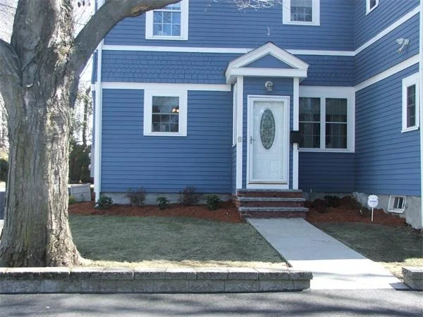 Unit for sale at 6 Gardner Avenue, Woburn, MA 01801