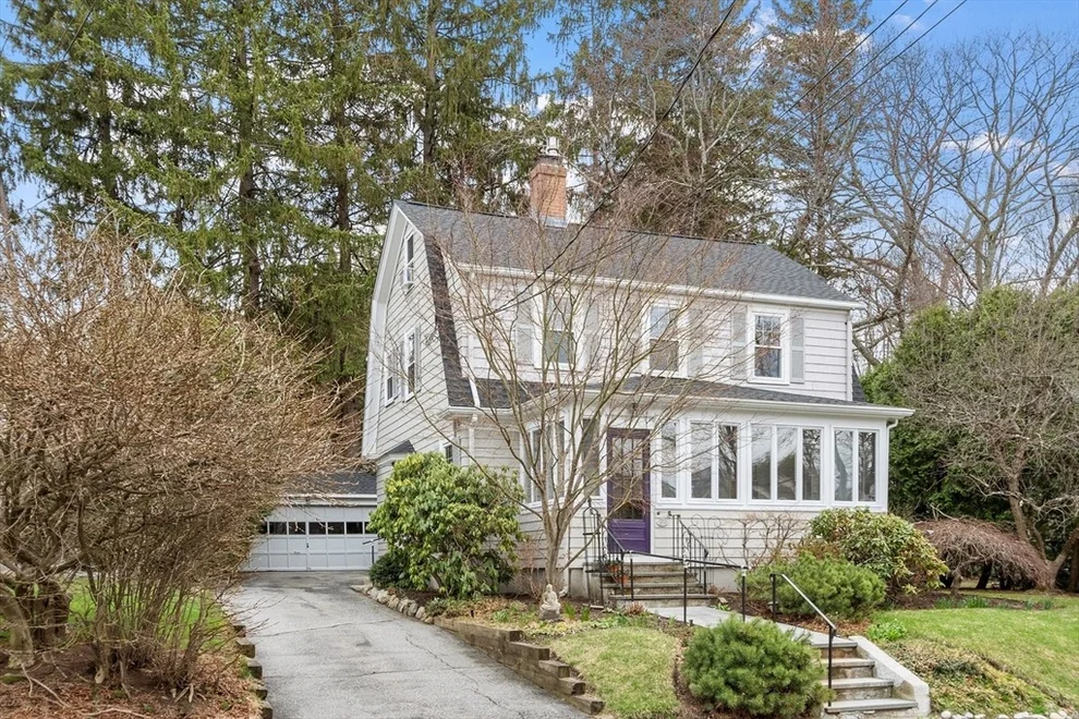 Unit for sale at 4 Hillside Terrace, Lexington, MA 02420