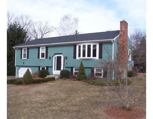 Unit for sale at 3 Birchwood Drive, Leicester, MA 01524