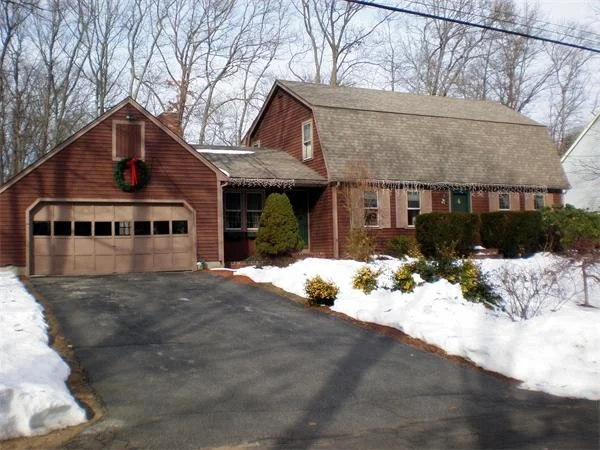 Unit for sale at 35 Old Wood Rd, North Attleboro, MA 02760