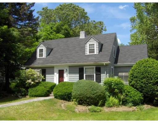 Unit for sale at 9 Mayo Road, Wellesley, MA 02482