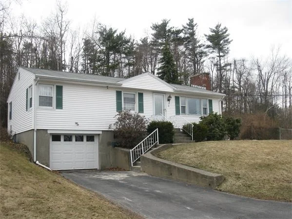 Unit for sale at 10 Vega Drive, Shrewsbury, MA 01545