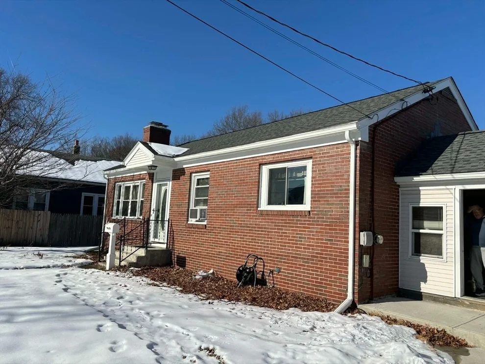 Unit for sale at 844 Mckinstry Ave, Chicopee, MA 01020