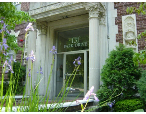Unit for sale at 131 Park Dr, Boston, MA 02215