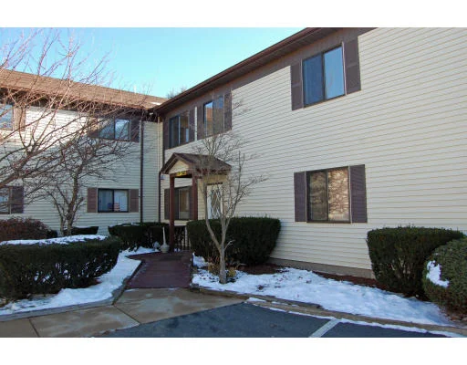 Unit for sale at 17 Cleveland Place, Gloucester, MA 01930