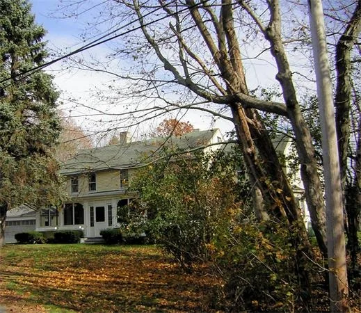 Unit for sale at 31 Mount Vernon St, Middleton, MA 01949
