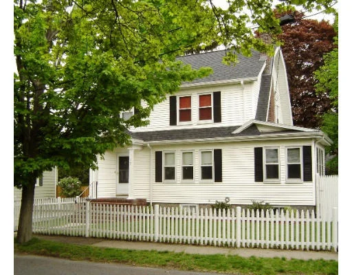 Unit for sale at 7 Melbourne Rd, Milton, MA 02186