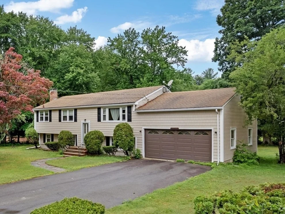 Unit for sale at 17 Brewster Dr, Bridgewater, MA 02324