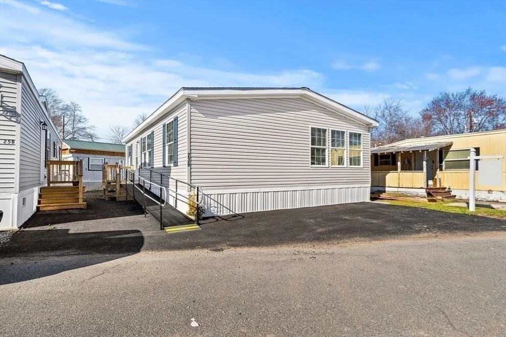Unit for sale at 200 North St, Danvers, MA 01923