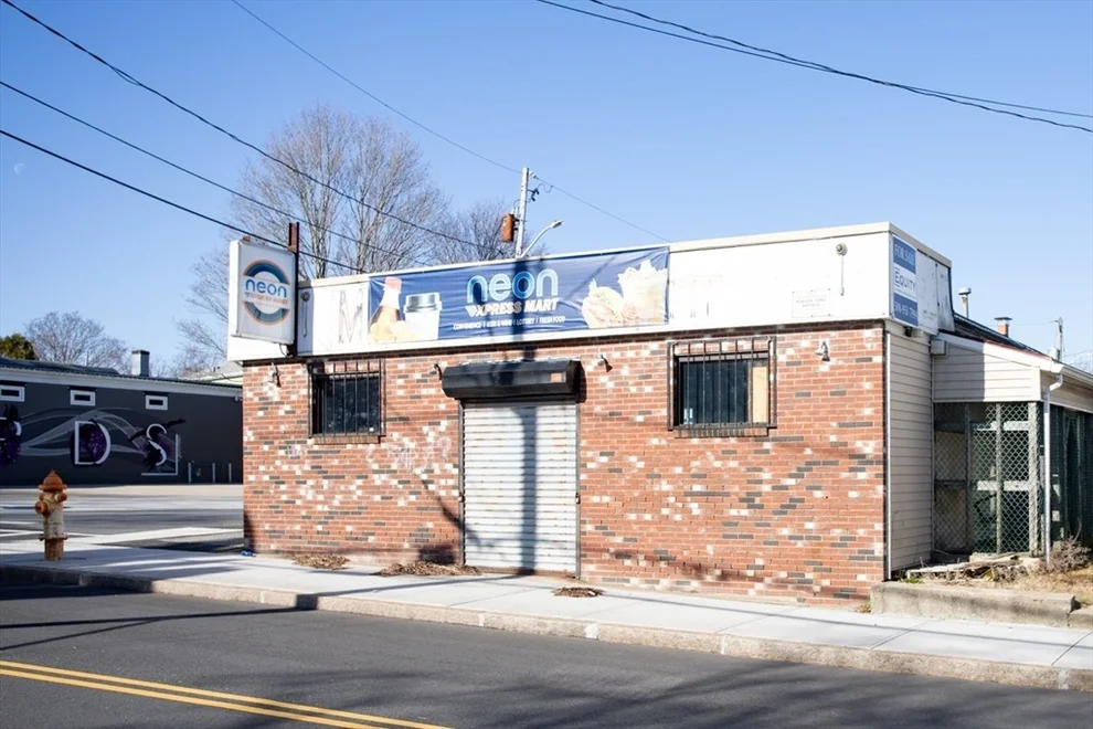 Unit for sale at 1555 Stafford Rd, Fall River, MA 02721