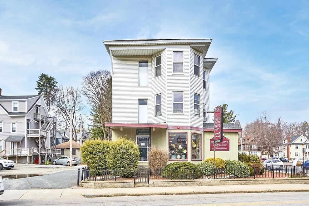 Unit for sale at 142 Highland Street, Worcester, MA 01609