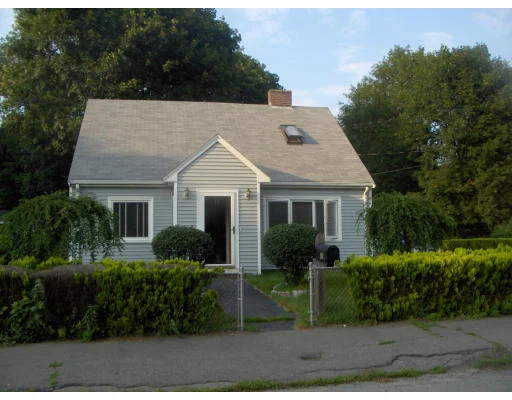 Unit for sale at 47 Alandale Pkwy, Norwood, MA 02062