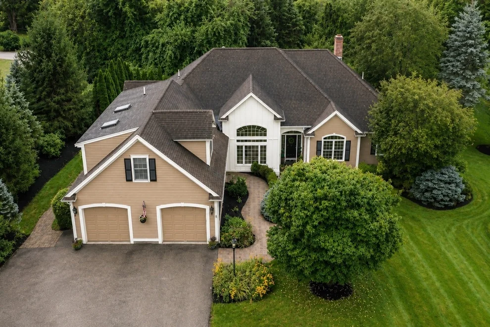 Unit for sale at 6 Watkins Ln, Southborough, MA 01772