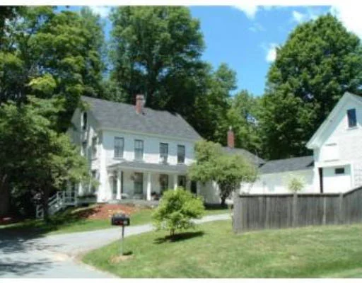 Unit for sale at 19 Crystal Ct, Haverhill, MA 01832