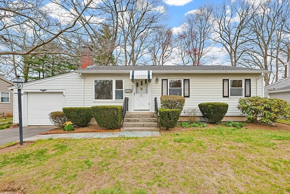 Unit for sale at 433 Winter St, Norwood, MA 02062