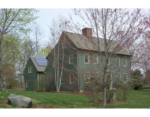 Unit for sale at 5 Ellen Dana Court, Lexington, MA 02420