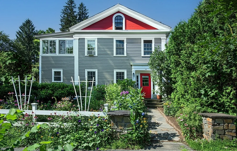Unit for sale at 218 Elm St., Northampton, MA 01060