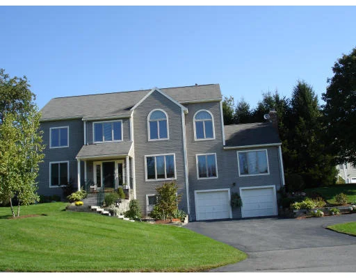 Unit for sale at 23 Fieldstone Lane, Natick, MA 01760