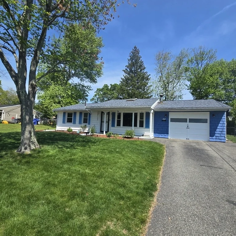 Unit for sale at 44 Leahy Rd, Brockton, MA 02302