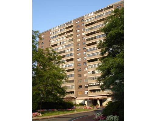 Unit for sale at 9 Hawthorne Pl, Boston, MA 02114