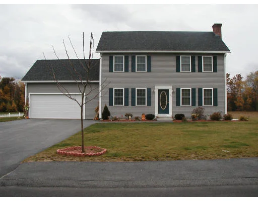 Unit for sale at 24 Mohawk Dr, Gardner, MA 01440