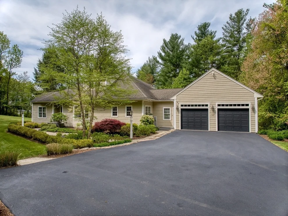 Unit for sale at 1 Buttonwood Way, Littleton, MA 01460
