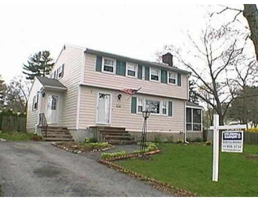 Unit for sale at 858 Old Shawsheen St, Tewksbury, MA 01876