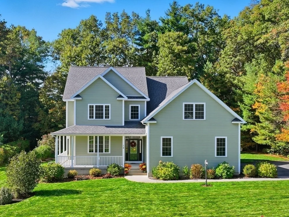 Unit for sale at 12 Fox Run, Easthampton, MA 01027