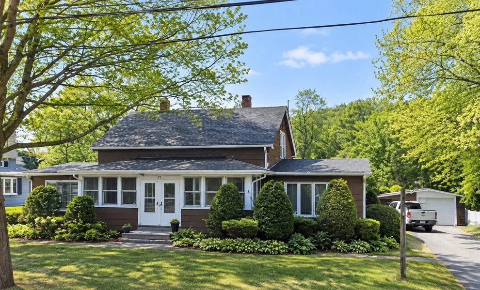 Unit for sale at 212 Elm St, Agawam, MA 01001