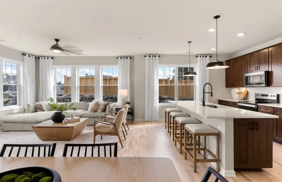 Unit for sale at 399 Neponset, Canton, MA 02021